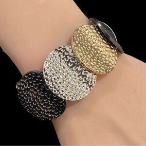 Hammered Metal Stretch Bracelet In Gold Silver & Black Tones